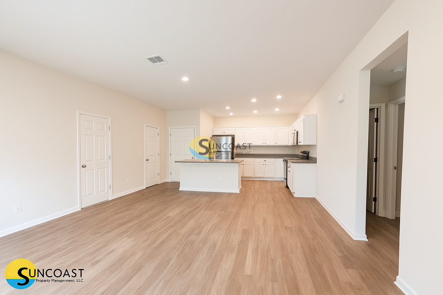 397 Greenbriar Blvd - Photo 2 of 16