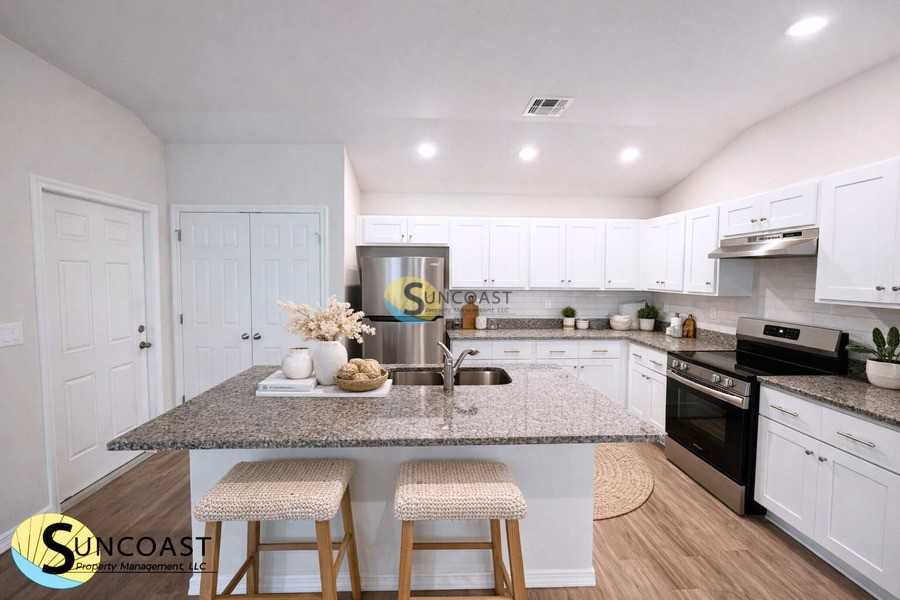 397 Greenbriar Blvd - Photo 3 of 16