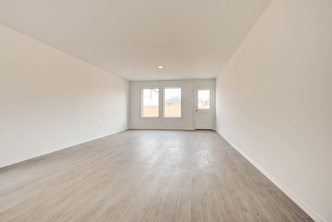 2011 Delphine Dr #1 - Photo 5 of 34