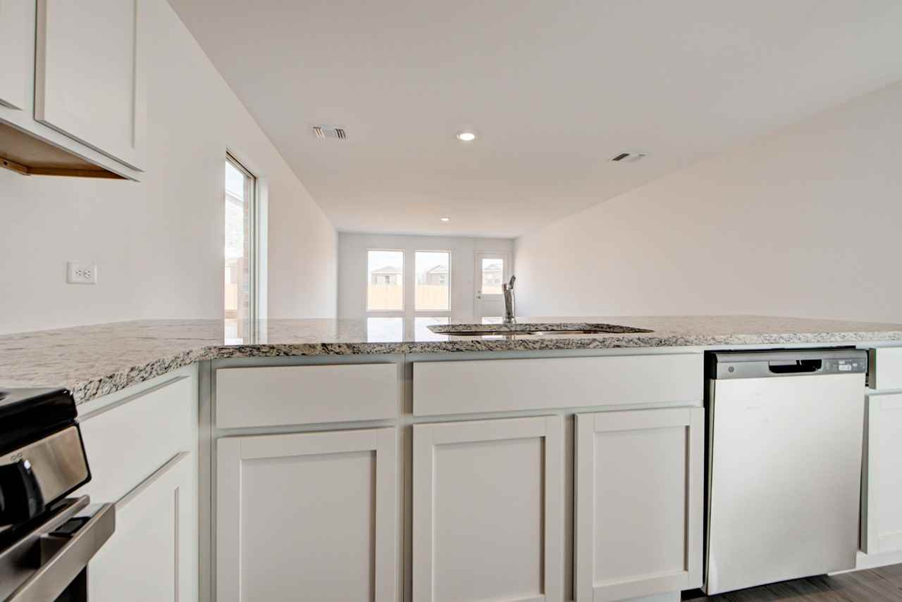 2011 Delphine Dr #1 - Photo 7 of 34