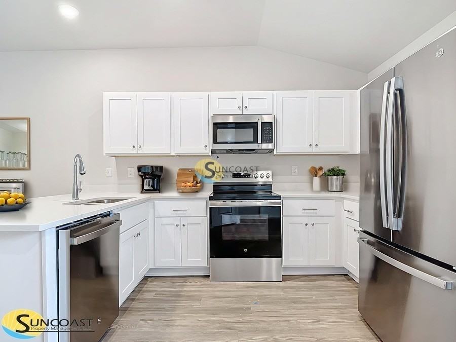 109 E Harvard St - Photo 3 of 30