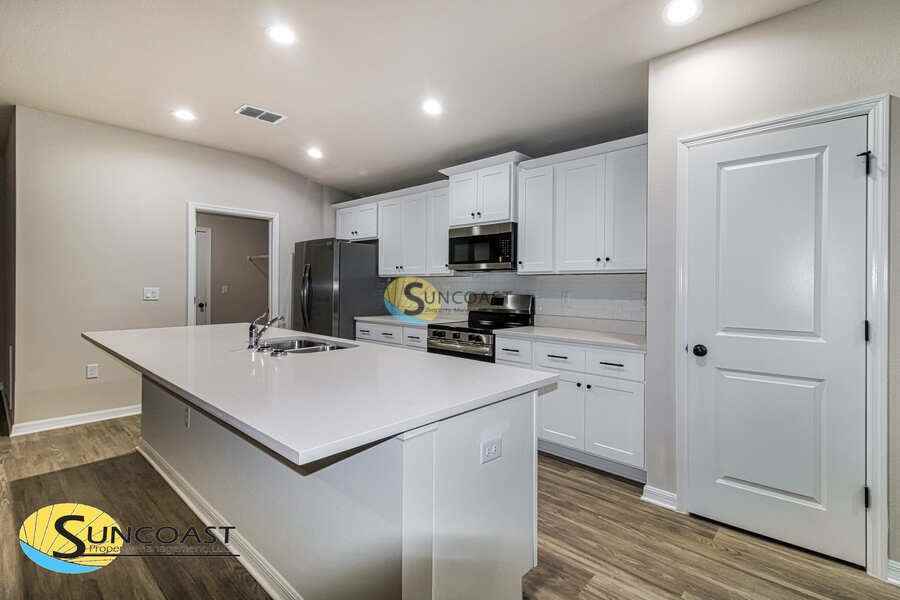 6865 Sw 153rd Place Rd - Photo 2 of 24