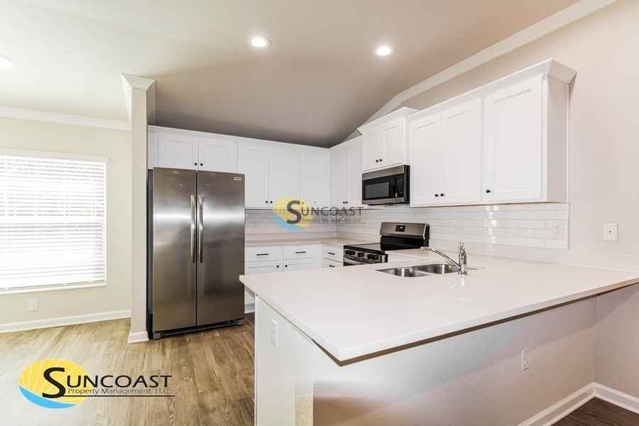 5961 W Oak Park Blvd - Photo 3 of 25