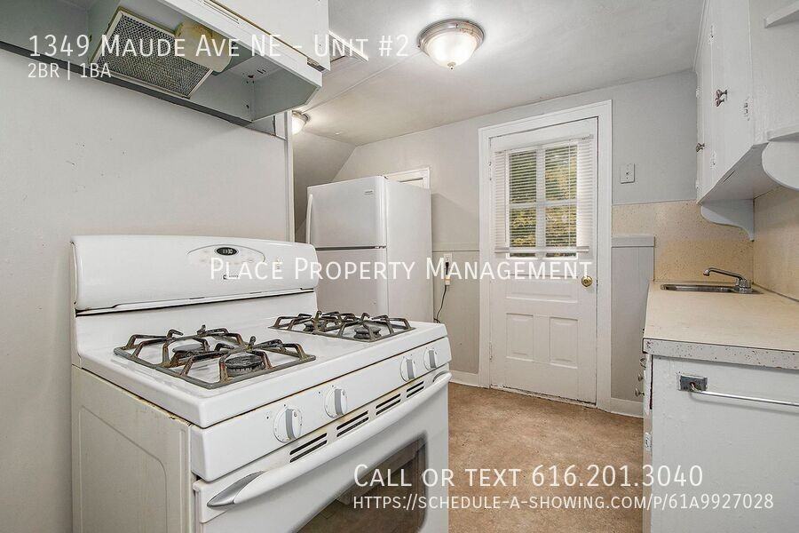 1349 Maude Ave Ne #2 - Photo 7 of 15