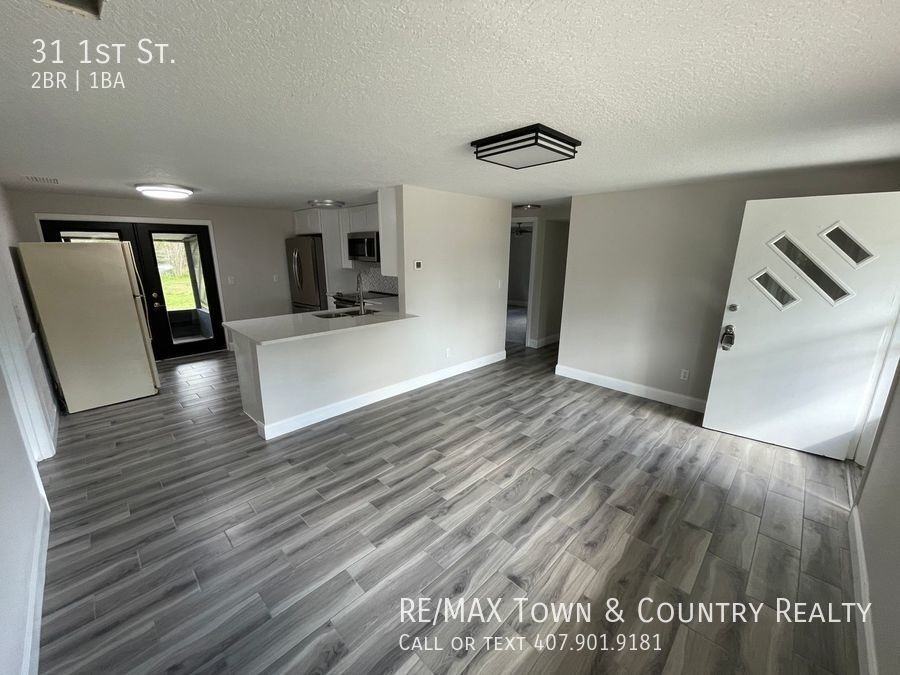 31 1st St - Photo 2 of 12