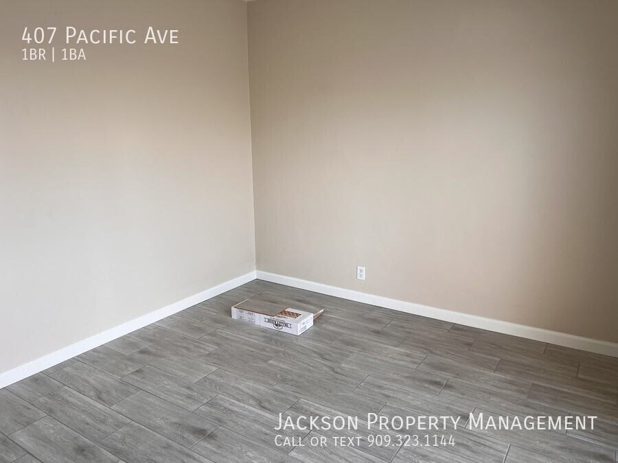 407 Pacific Ave - Photo 6 of 10