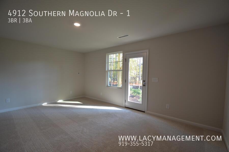 4912 Southern Magnolia Dr #1 - Photo 6 of 17