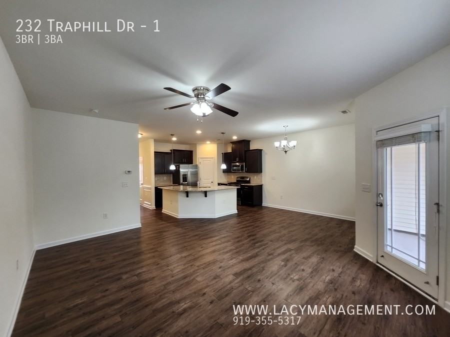 232 Traphill Dr - Photo 5 of 20