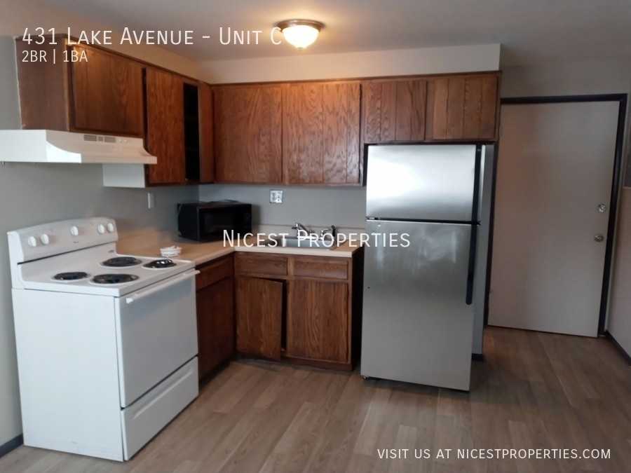 431 Lake Ave #C - Photo 4 of 19