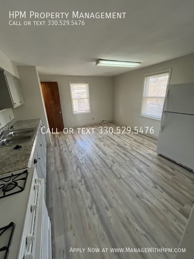 24 Grand Ave #3 - Photo 4 of 8