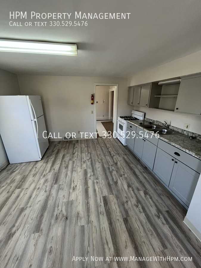 24 Grand Ave #3 - Photo 5 of 8