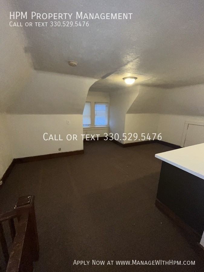 34 Grand Ave #UP - Photo 2 of 6