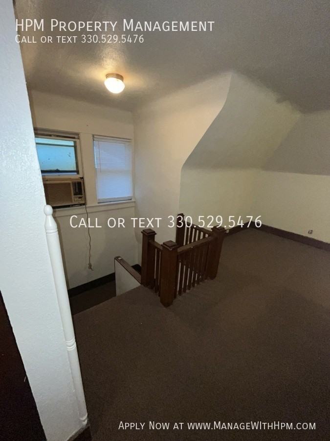 34 Grand Ave #UP - Photo 3 of 6