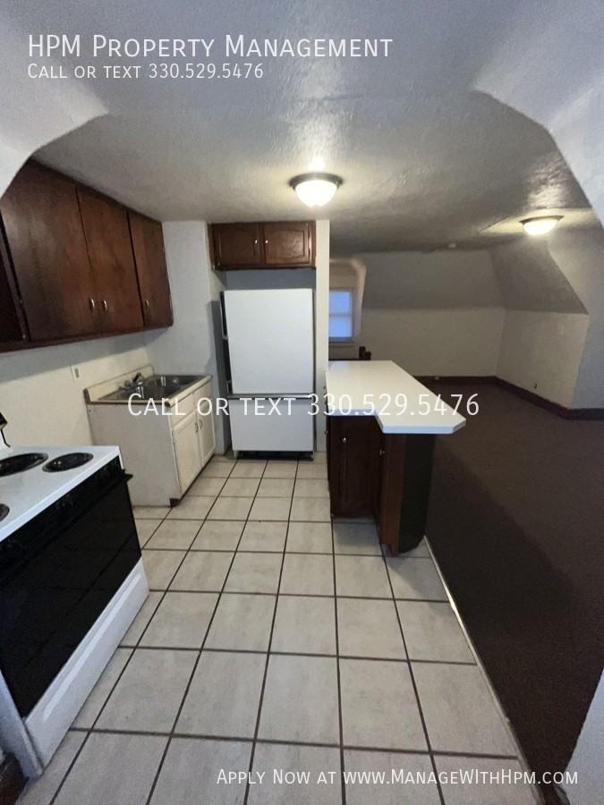 34 Grand Ave #UP - Photo 5 of 6