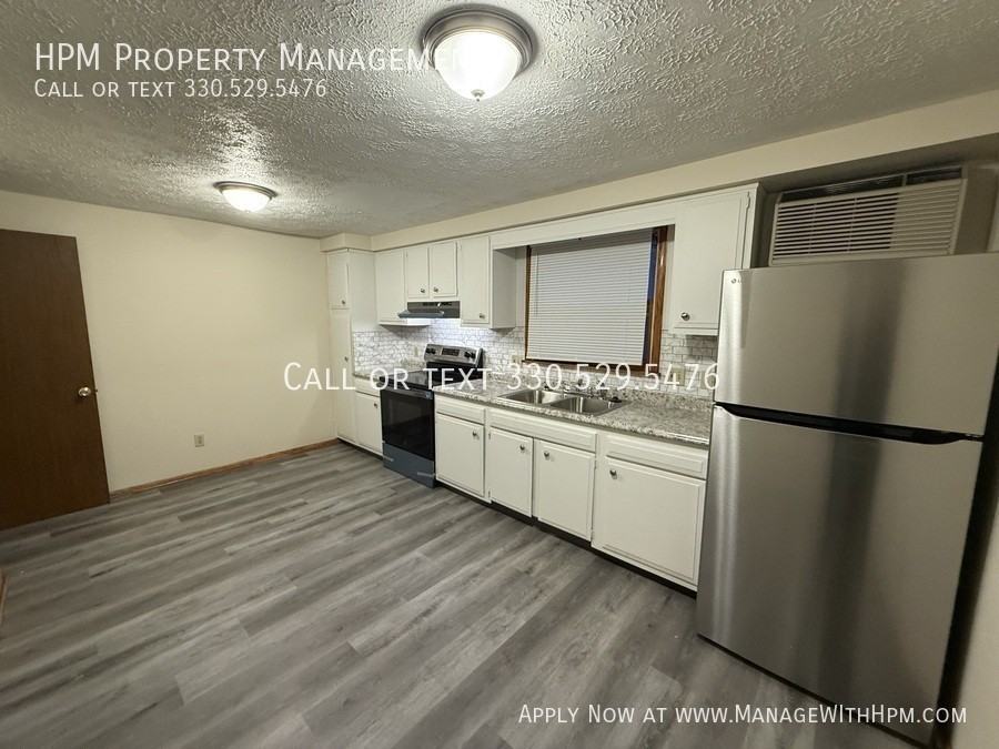 5788 Portage St Nw - Photo 5 of 14