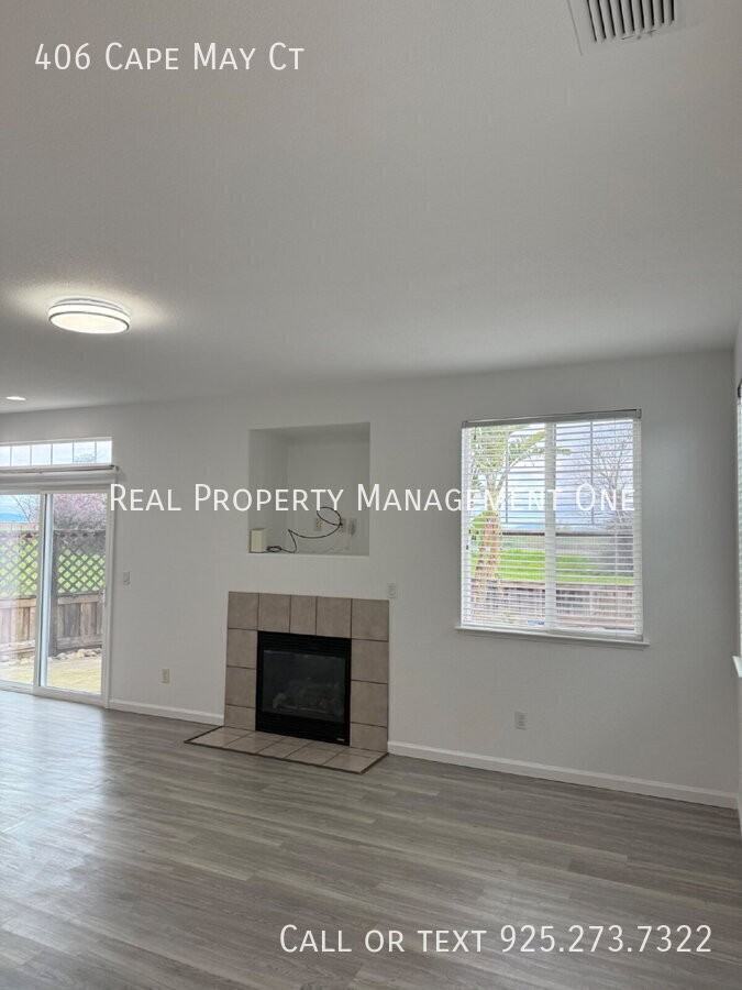 406 Cape May Ct - Photo 6 of 31