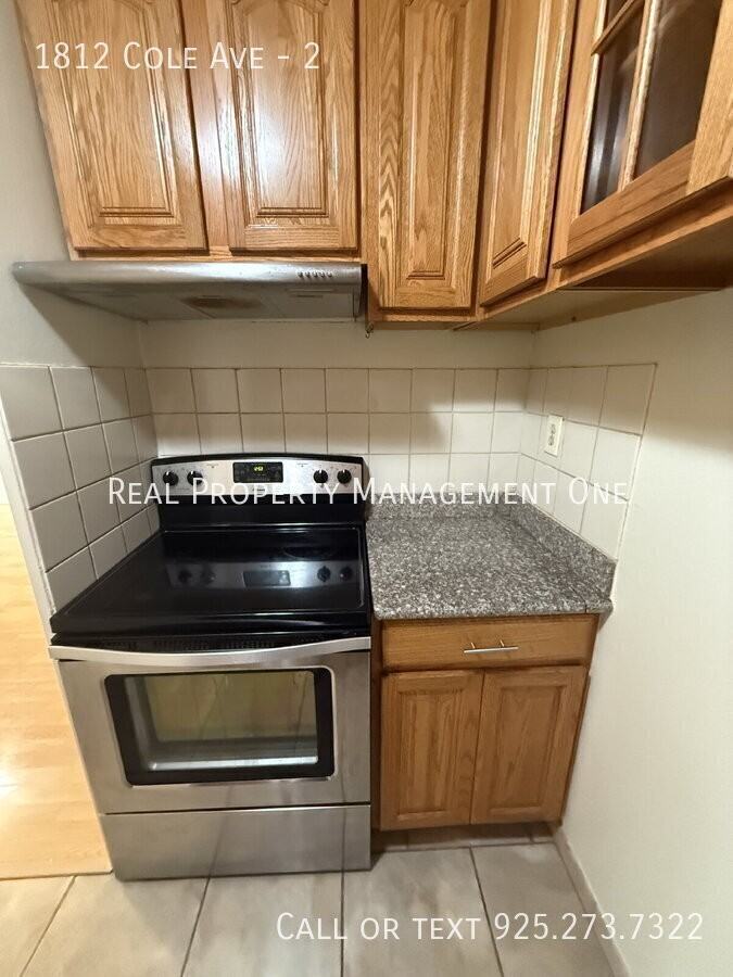 1812 Cole Ave #2 - Photo 5 of 13