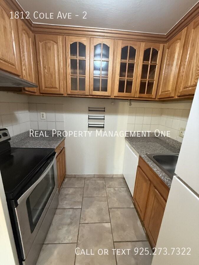 1812 Cole Ave #2 - Photo 7 of 13