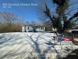 906 Sulphur Springs Rd - Photo 1 of 1