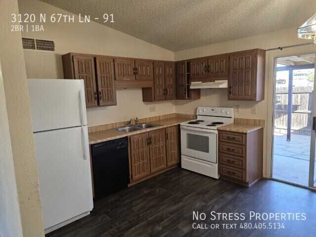 3120 N 67th Ln #91 - Photo 5 of 13