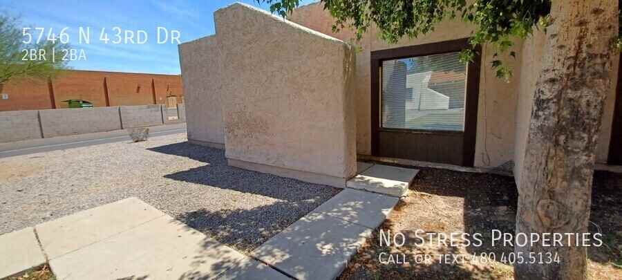5746 N 43rd Dr - Photo 2 of 40