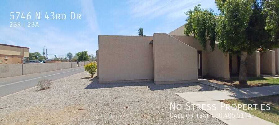 5746 N 43rd Dr - Photo 3 of 40
