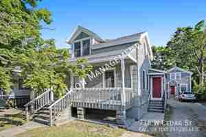 featured image of 716 W Cedar St