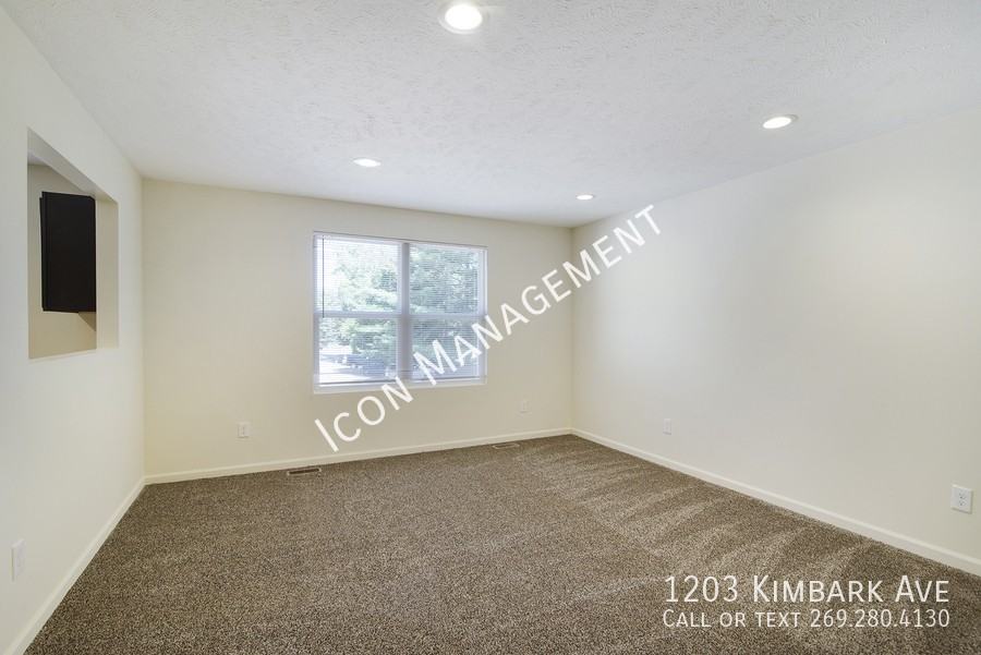 1203 Kimbark Ave #1203KIMBAR - Photo 6 of 27