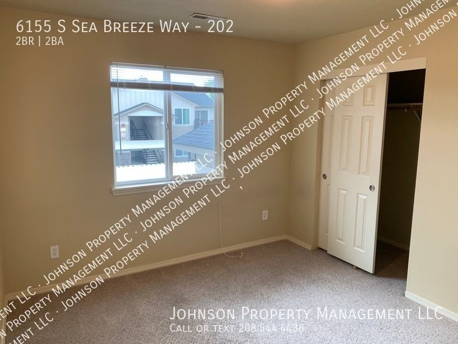 6155 S Sea Breeze Way #202 - Photo 7 of 15