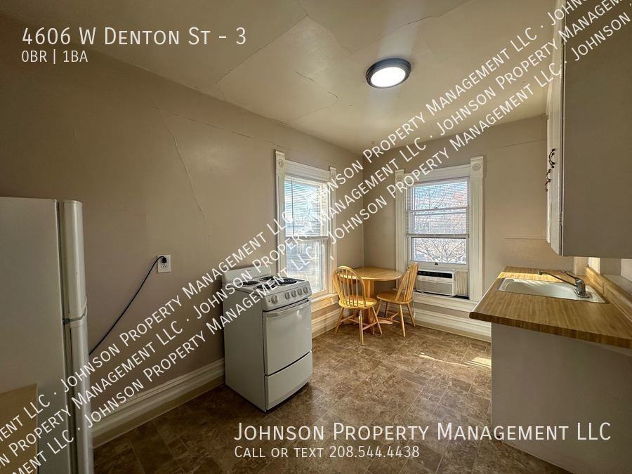 4606 W Denton St #3 - Photo 6 of 11