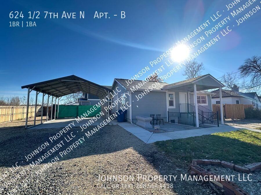 624 1/2 7th Ave N #B - Photo 6 of 14