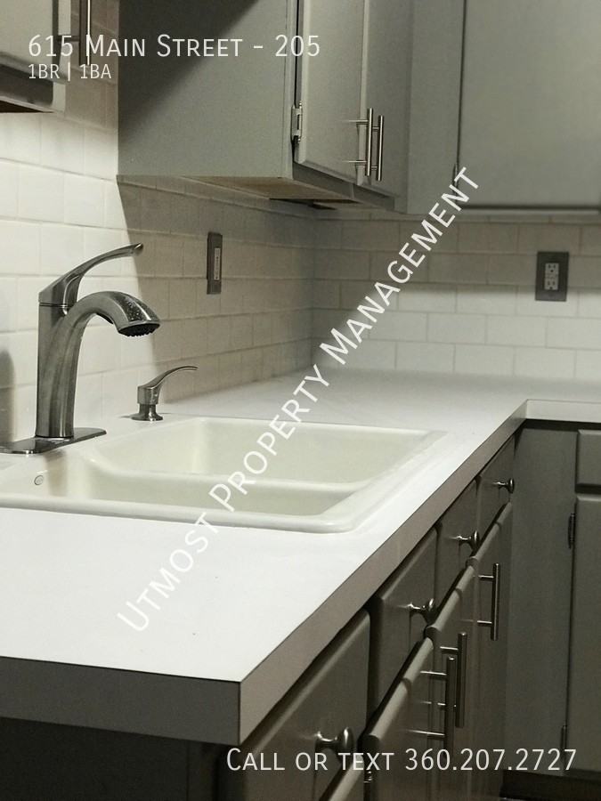 615 Main St #205 - Photo 3 of 16