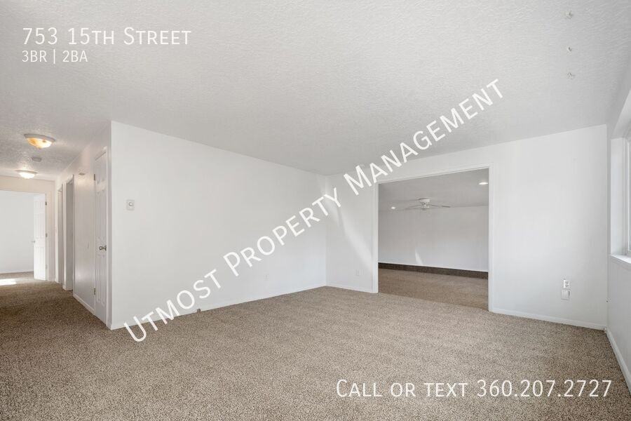 753 15th St - Photo 5 of 14