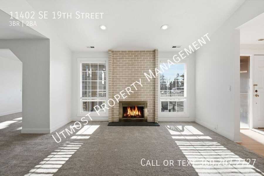 11402 Se 19th St - Photo 4 of 14