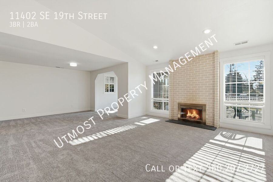 11402 Se 19th St - Photo 5 of 14