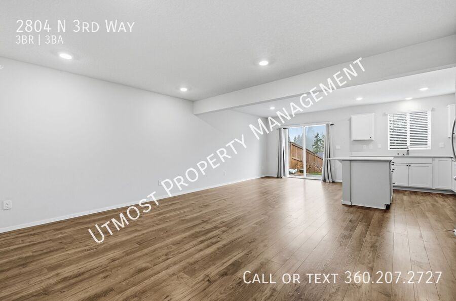 2804 N 3rd Way - Photo 5 of 11