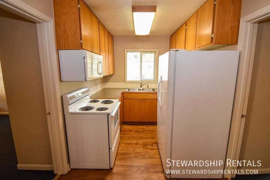 1827 Harris St #302M - Photo 4 of 10