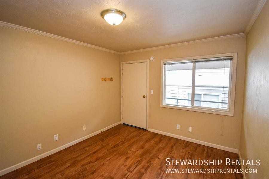1827 Harris St #303M - Photo 3 of 13