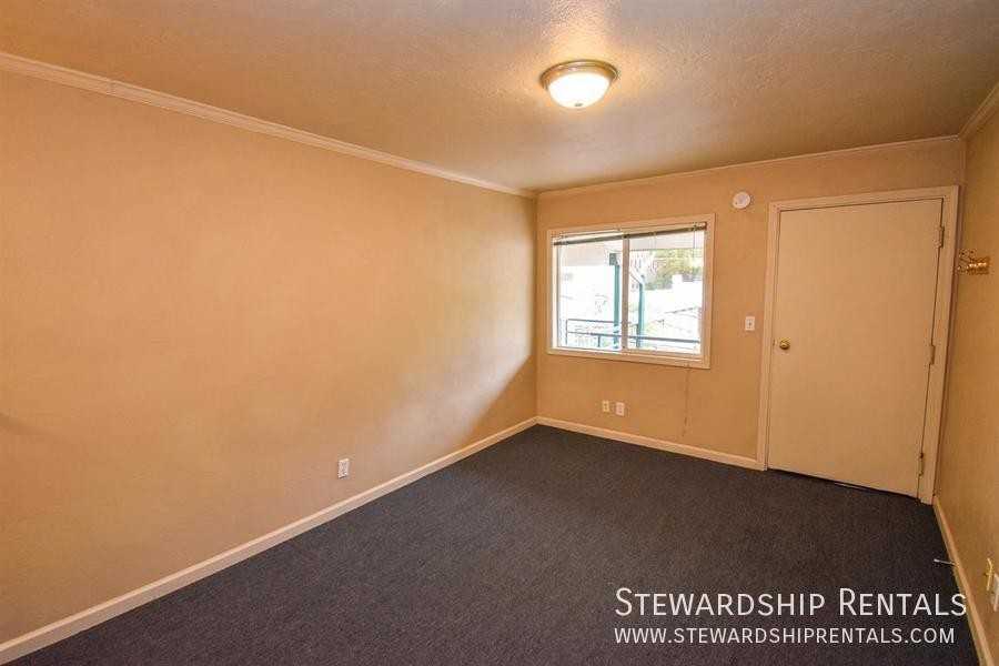 1827 Harris St #303M - Photo 7 of 13