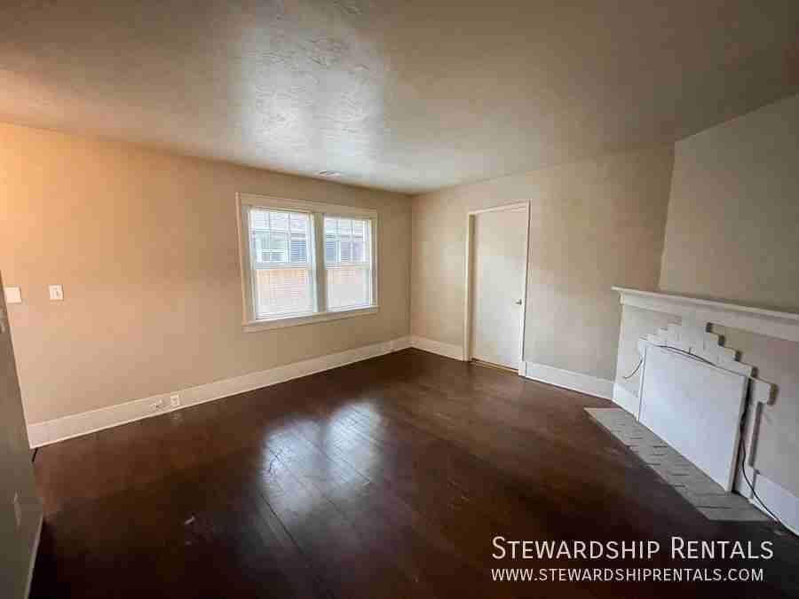 1697 Orchard St - Photo 3 of 23