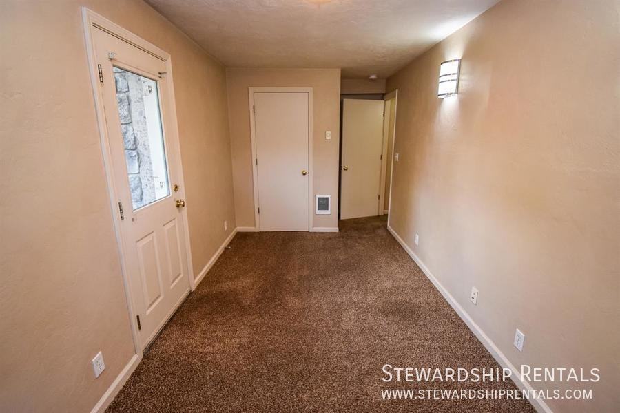 1825 Harris St #1 - Photo 6 of 19