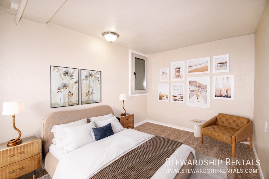 942 E 18th Ave #14 - Photo 2 of 21