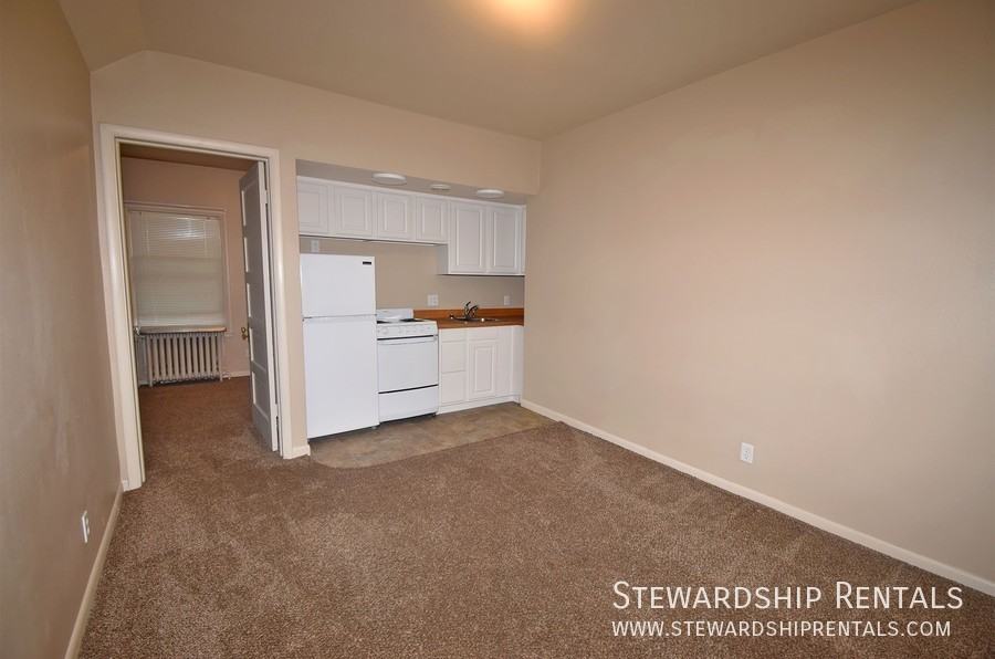 1831 Kincaid St #24 - Photo 3 of 14