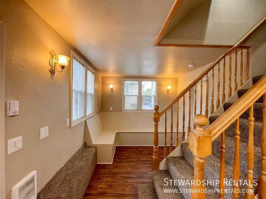 1472 E 19th Ave - Photo 2 of 25