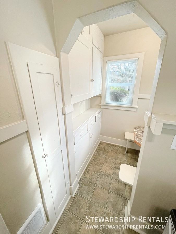 2024 Emerald St #4 - Photo 7 of 18