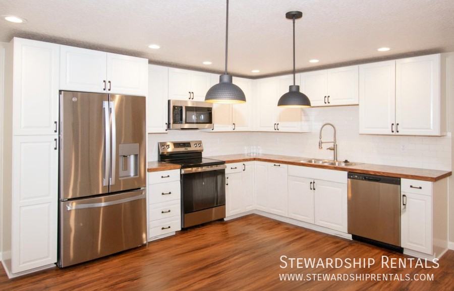 2774 Kincaid St - Photo 2 of 10