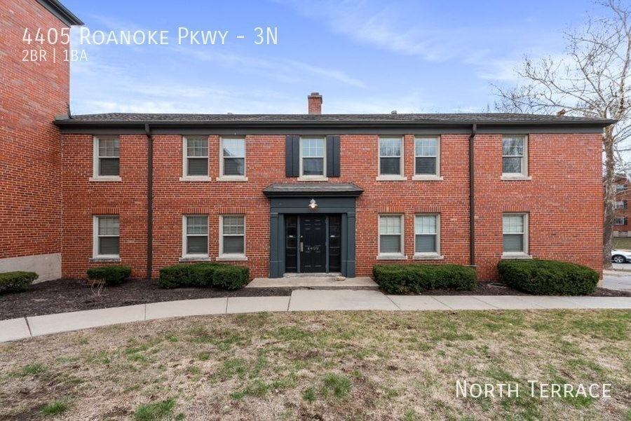 4405 Roanoke Pkwy #3N