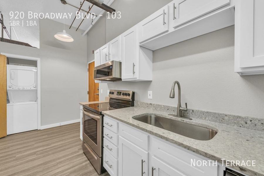 920 Broadway Blvd #103 - Photo 4 of 17