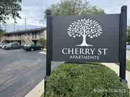 featured image of 3940 N Cherry St #4