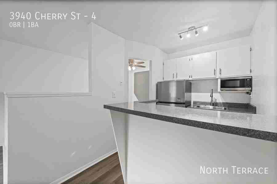 3940 N Cherry St #4 - Photo 5 of 16